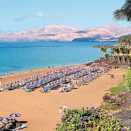 Puerto Del Carmen Sleeps 7 With Air Con Puerto del Carmen (Lanzarote)
